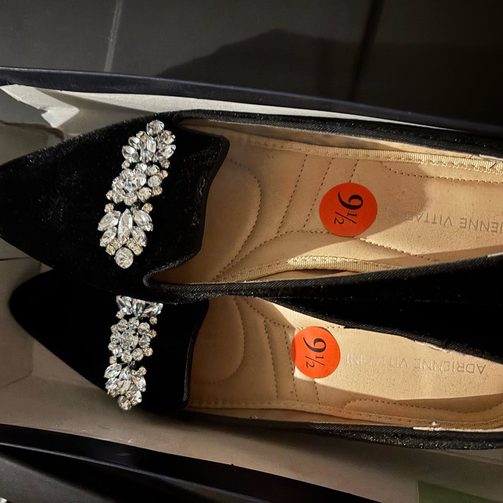 Adrienne Vittadini Black Heels with Crystal Embellishment
